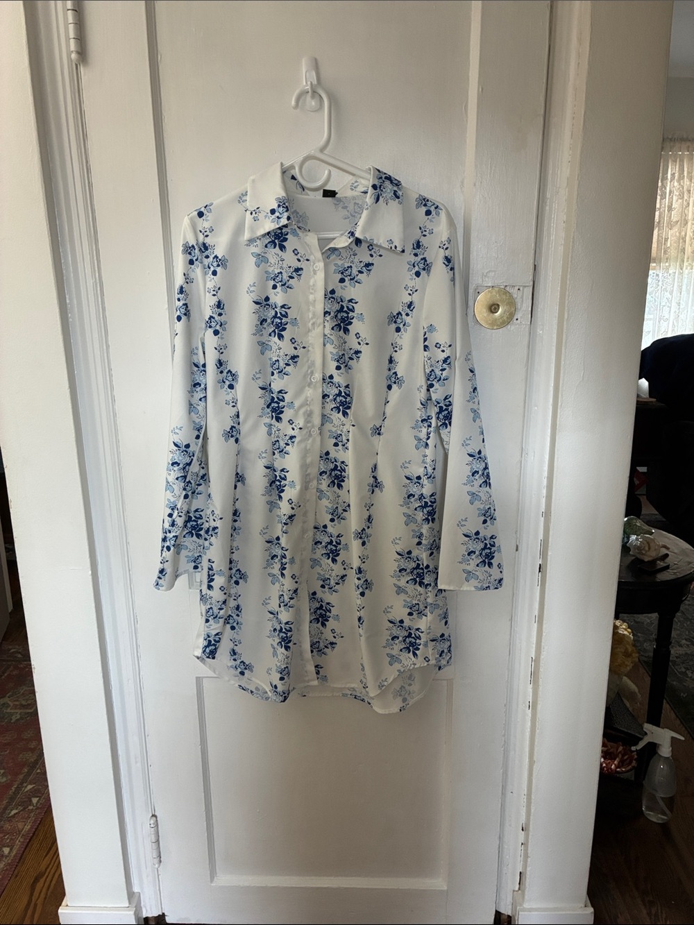 SHEIN White Long Sleeve Button-Up Tunic with Blue Floral Print